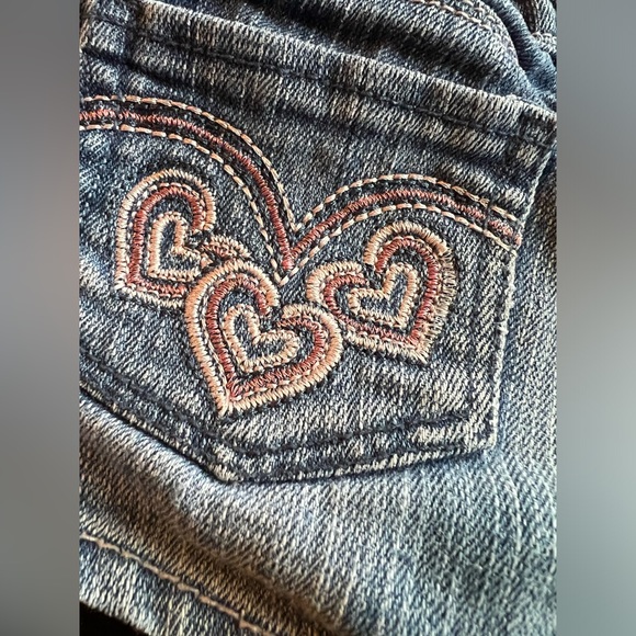 Levi’s Toddler Shorts. Size 3T - Picture 7 of 15